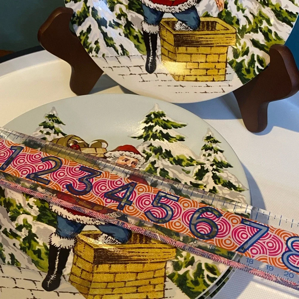 SET of 4 Williams Sonoma Santa Vintage Holiday Christmas Appetizer 6-3/4” PLATE